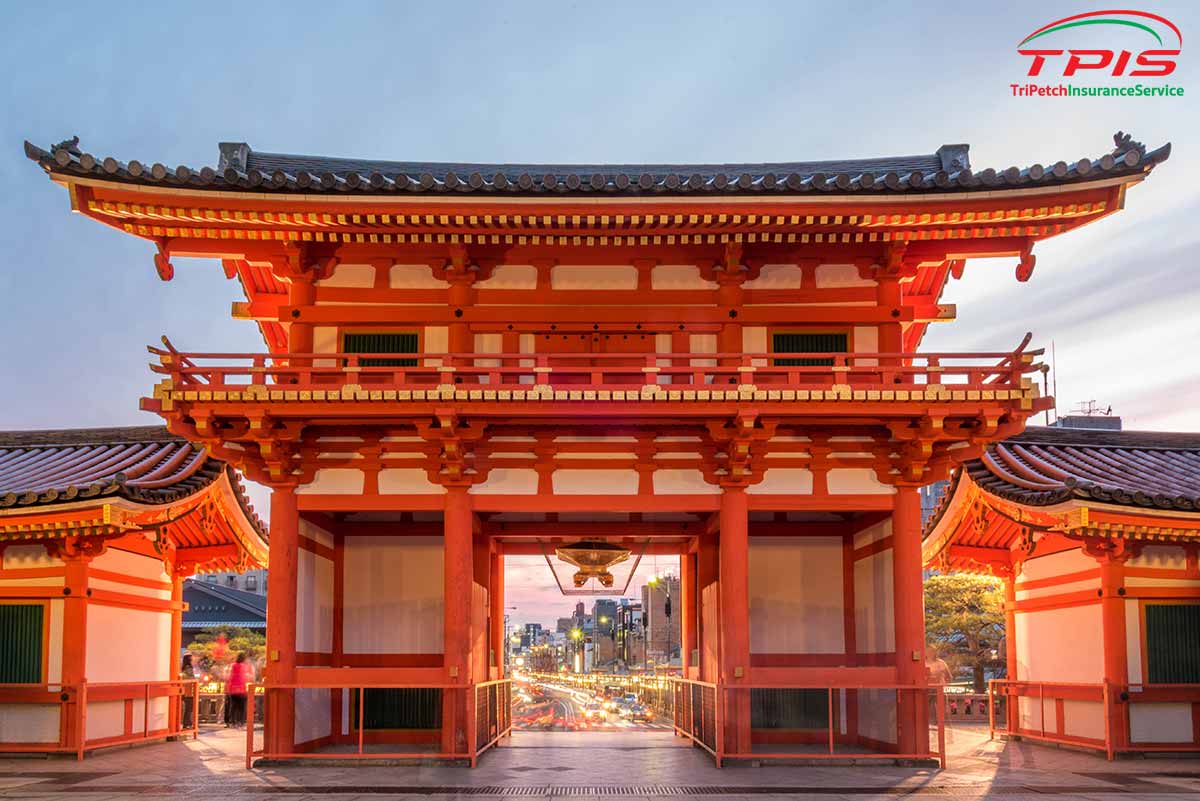 เติมพลังแห่งโชคกับศาลเจ้าแห่งเกียวโต ศาลเจ้ายาซากะ (Yasaka Shrine)